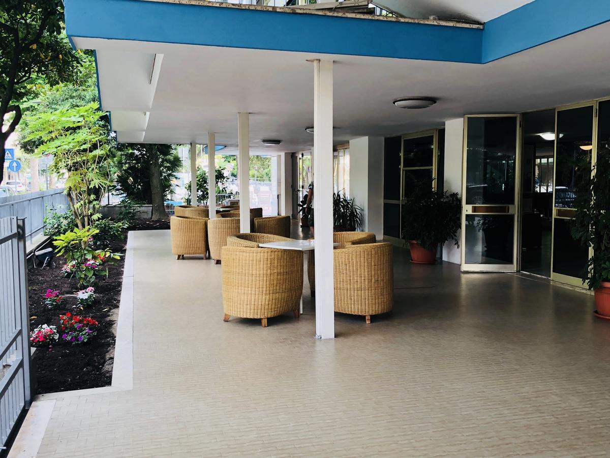Hotel Alexander San Mauro Mare Exterior photo
